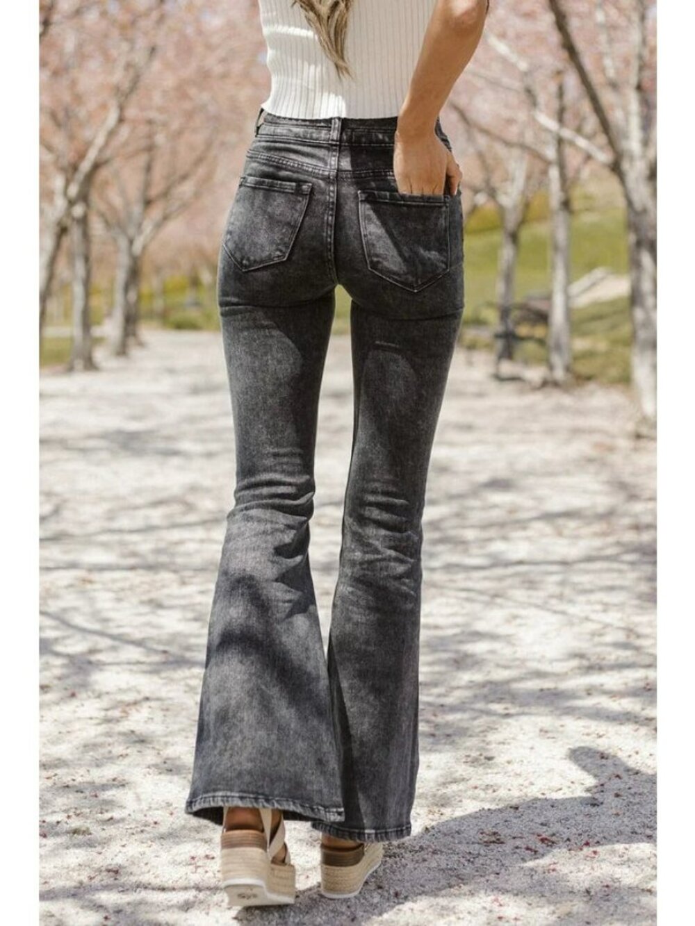KanCan Midnight Luxe Flare Jean Size 1 Womens Black Acid Wash Stretch Denim